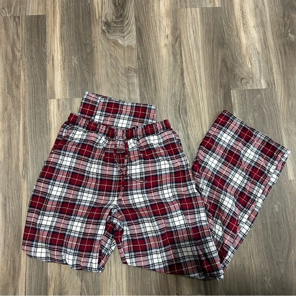 Garage red and white plaid pajama pants - Picture 3 of 4